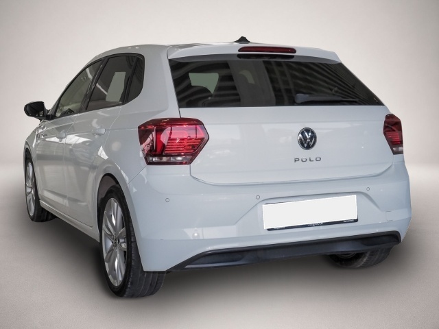 Bild 4 Volkswagen Polo VI Highline+NAVI+SHZ+PDC+KLIMAAUTO+CARPLAY+