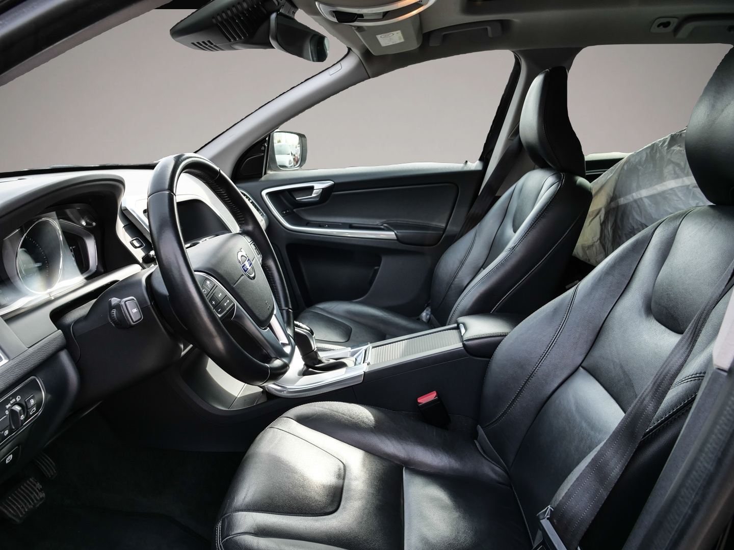 Fotografie 4 des Volvo XC60 Summum 2WD El. Panodach Navi Leder Digitale