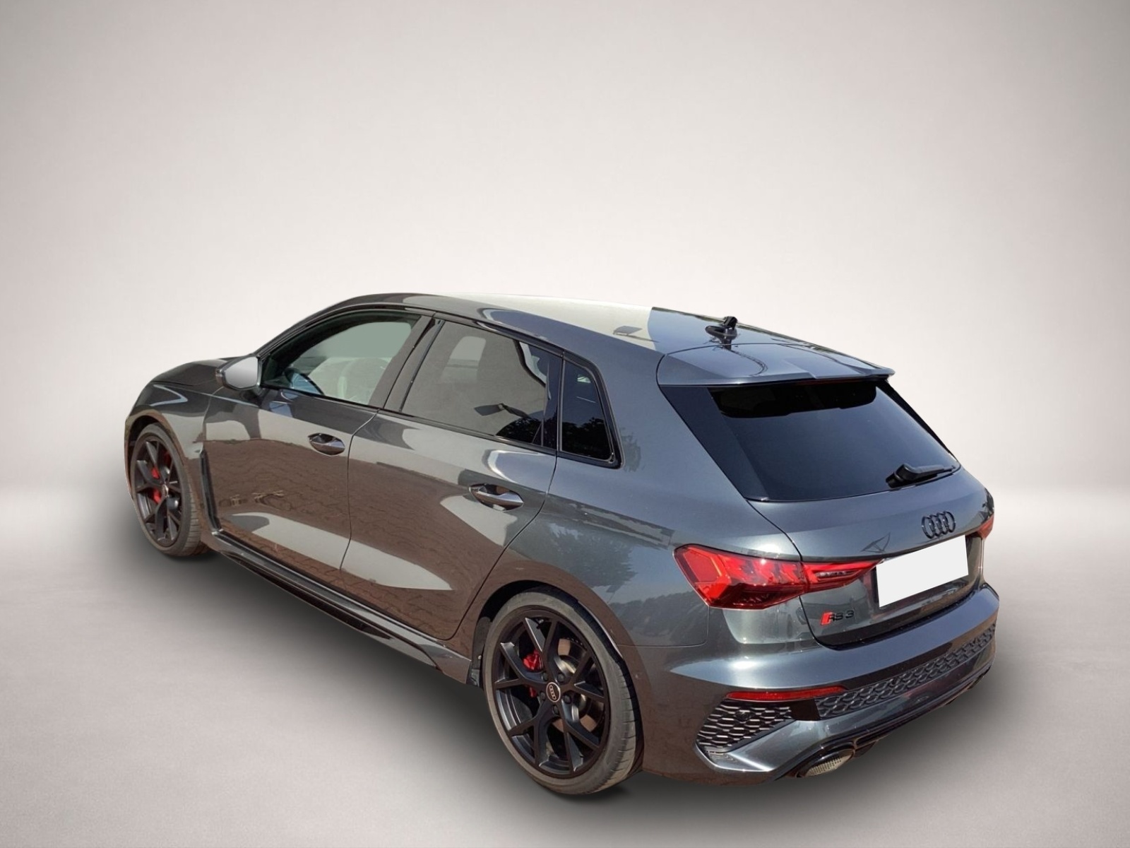 Bild 4 Audi RS3 Sportback 2.5 TFSI Q S tronic Matrix/ACC/HuD