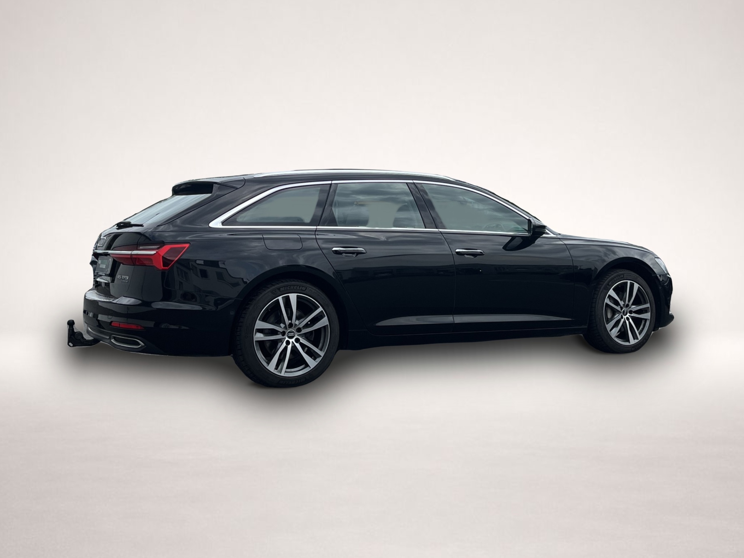 Bild 6 Audi A6 Avant 45 2.0 TFSI quattro S tronic design 219