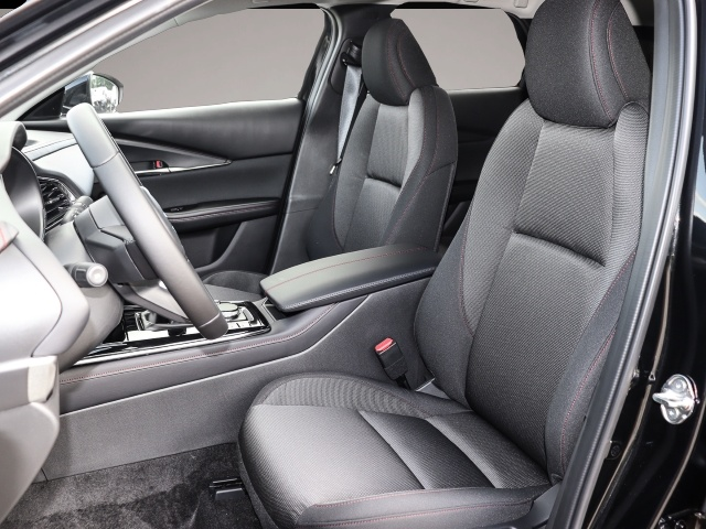 Fotografie 6 des Mazda CX-30 Homura FWD 2.5 e-SKYACTIV-G 140 6MT M-Hybr