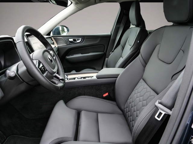 Bild 4 Volvo XC60 FACELIFT Plus Bright Recharge Plug-In Hybri