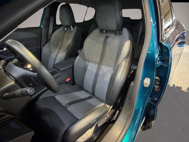 Bild 7 Peugeot 408 Allure Pack ALLWETTER NAV PDC SHZ 360KAMERA