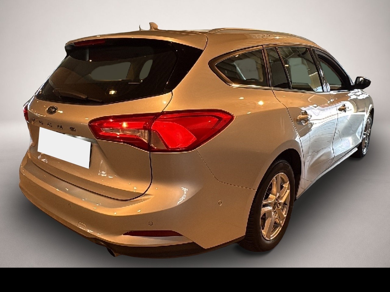 Bild 3 Ford Focus Turnier COOL & CONNECT / PDC / GJR / WINTE