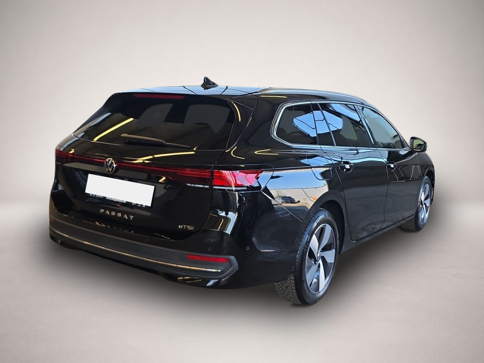 Bild 5 Volkswagen Passat Variant 1.5 eTSI DSG Business *LED*AHK*Ka