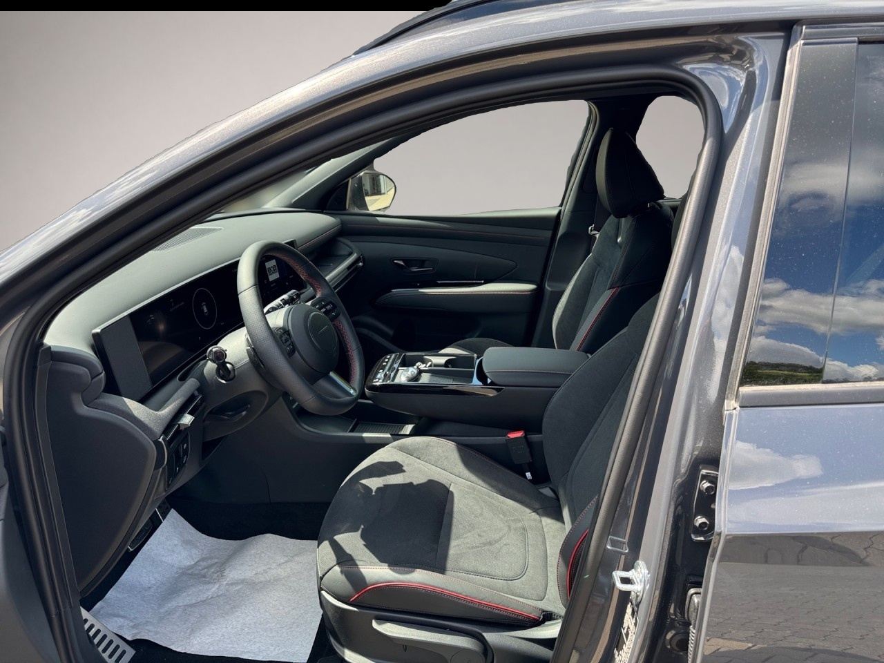 Bild 5 Hyundai Tucson 1.6 T-GDi Hybrid 4WD 6AT N-Line+ PanoDach
