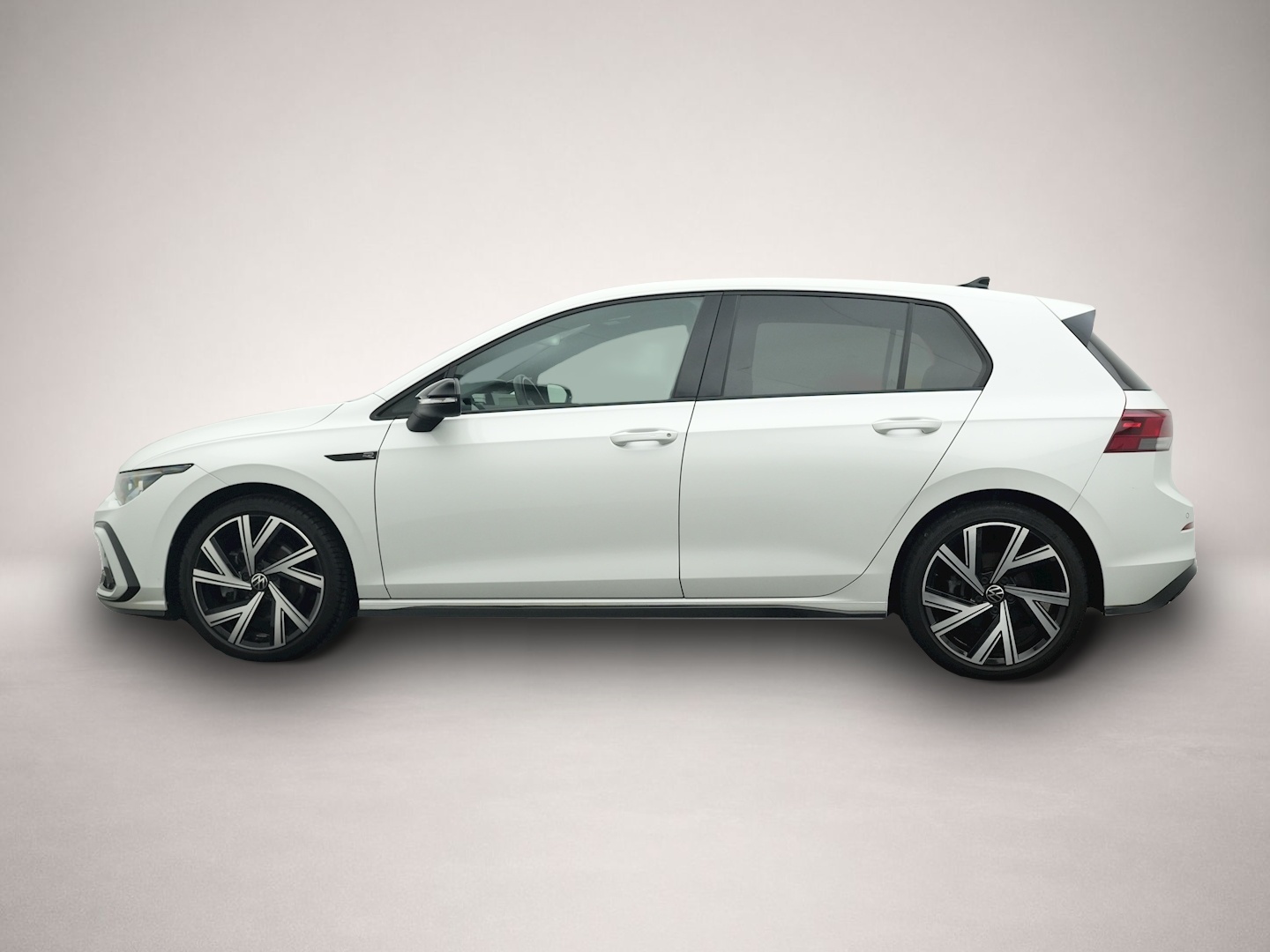 Bild 2 Volkswagen Golf 8 2.0 TSI DSG 4Mo. R-Line Blackstyle NAVI H