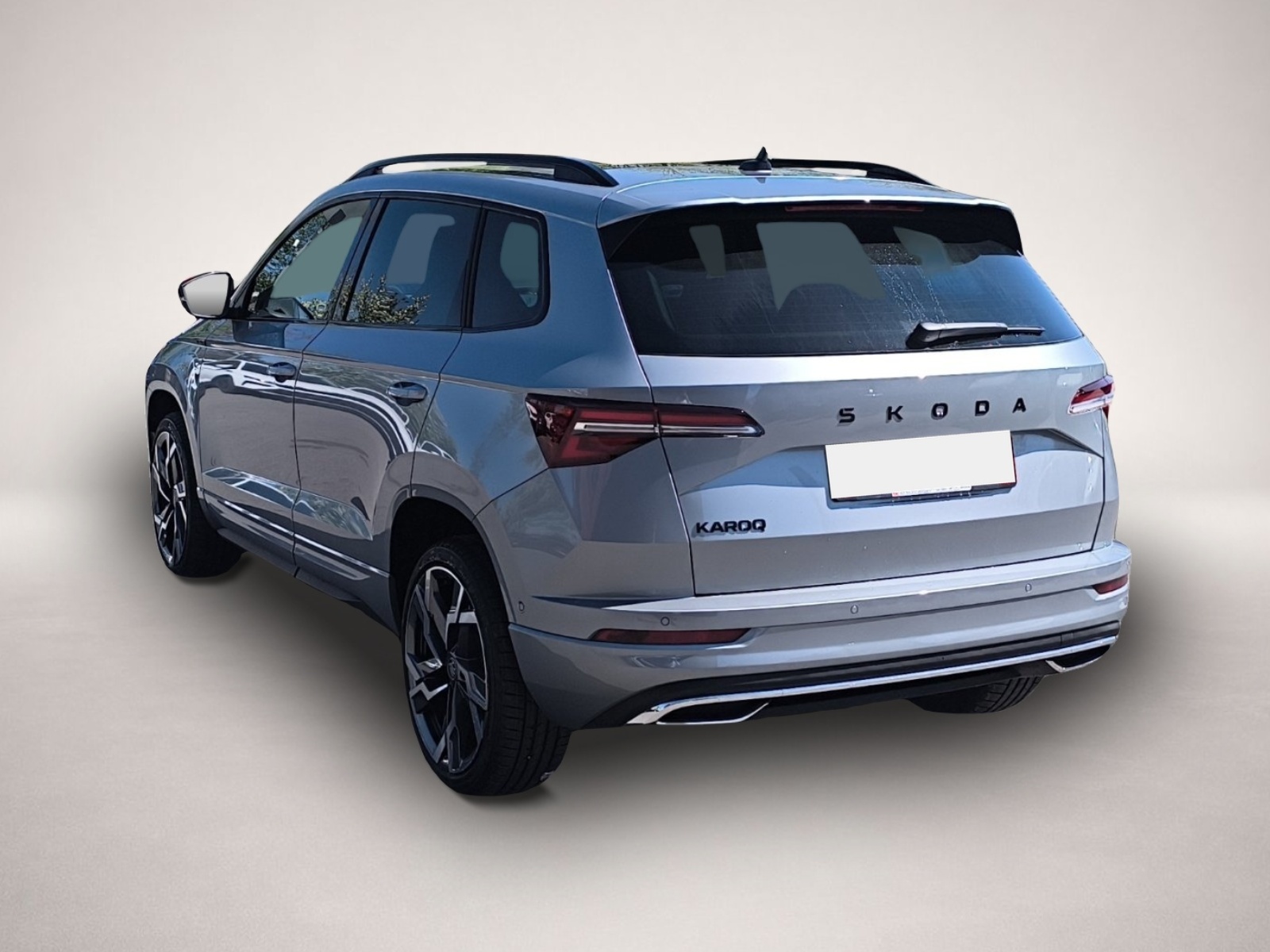Bild 5 Skoda Karoq 1.5 TSI DSG Sportline AHK PANO NAV LED MAR