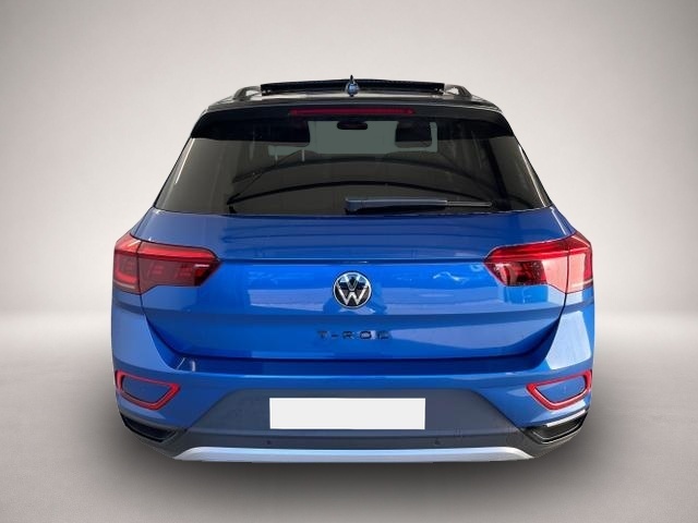 Bild 5 Volkswagen T-Roc Style TDI DSG Pano+Black Style+AHK+Navi+ergoAct.