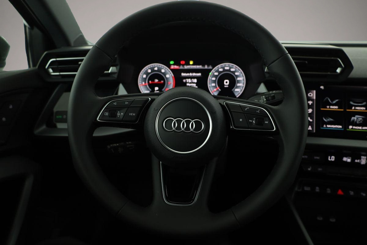 Fotografie 6 des Audi quattro A3 allstreet TFSI quattro S-Tronic, Navi, 18-Zol