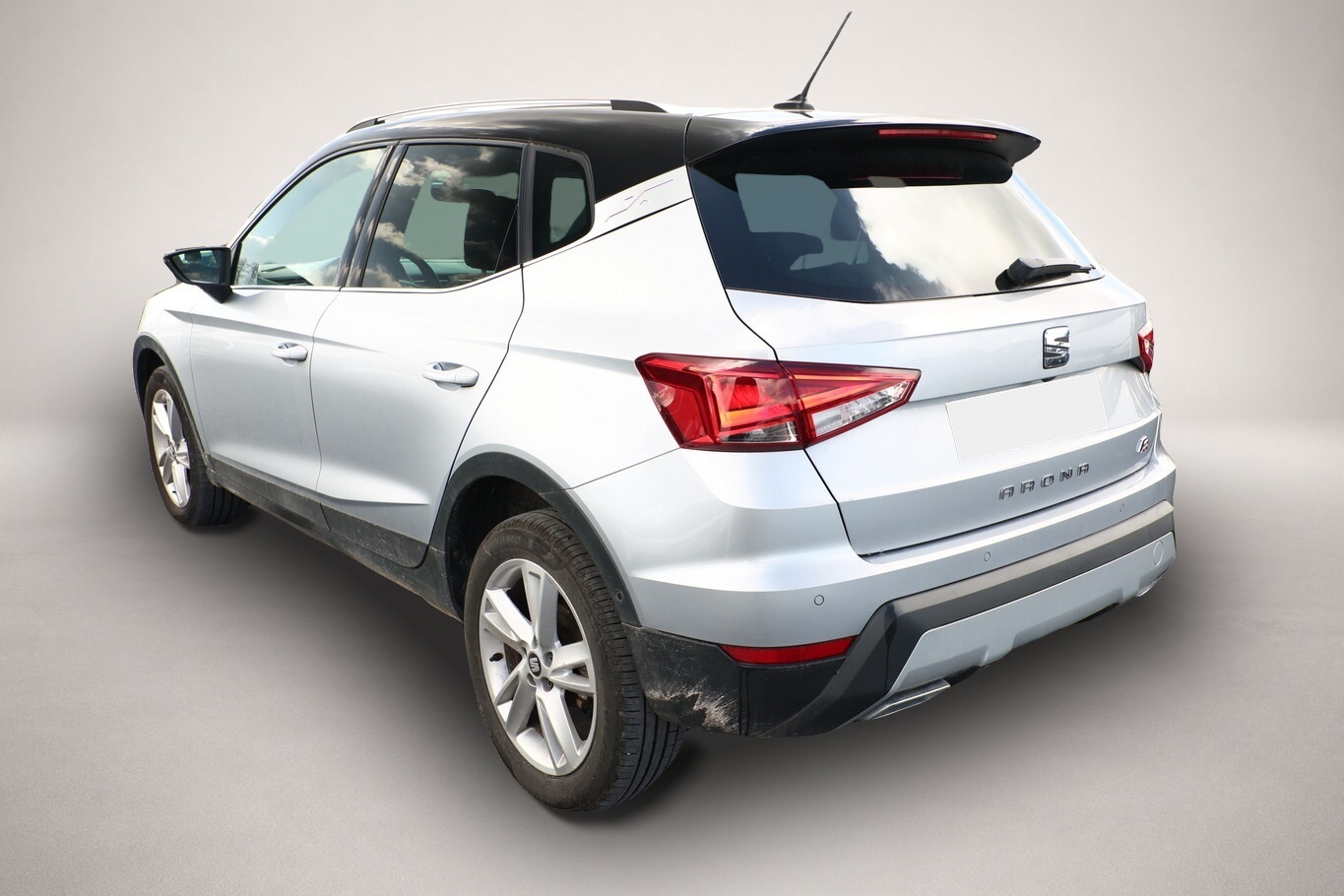 Bild 4 Seat Arona 1.0 TSI 115 DSG FR LED Nav ParkAs SHZ Kam