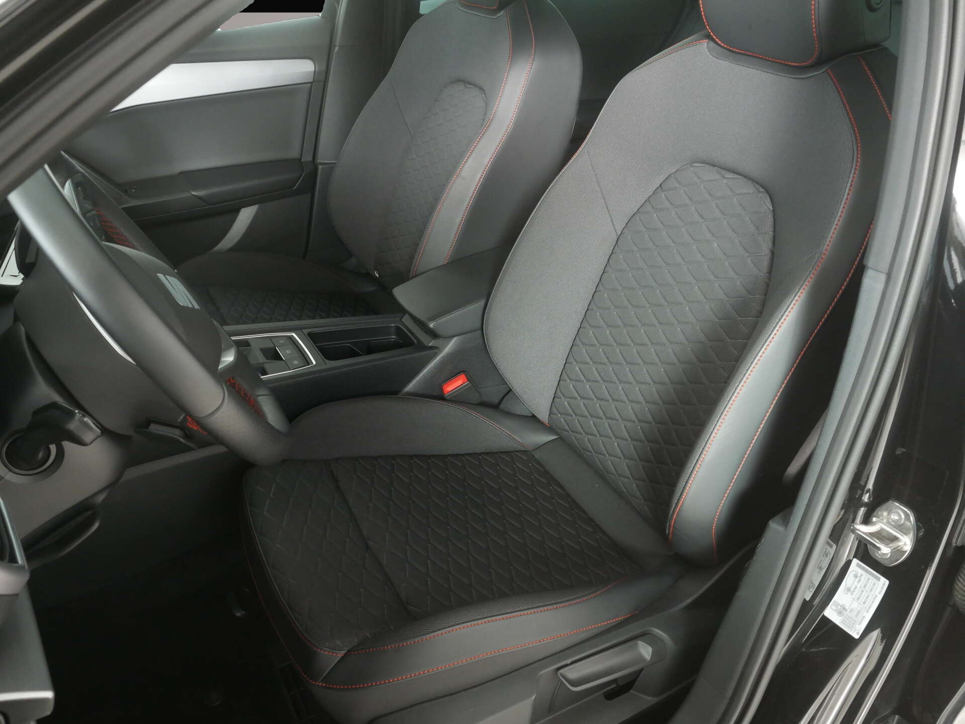 Bild 8 Seat Leon Sportstourer 1.5 eTSI FR