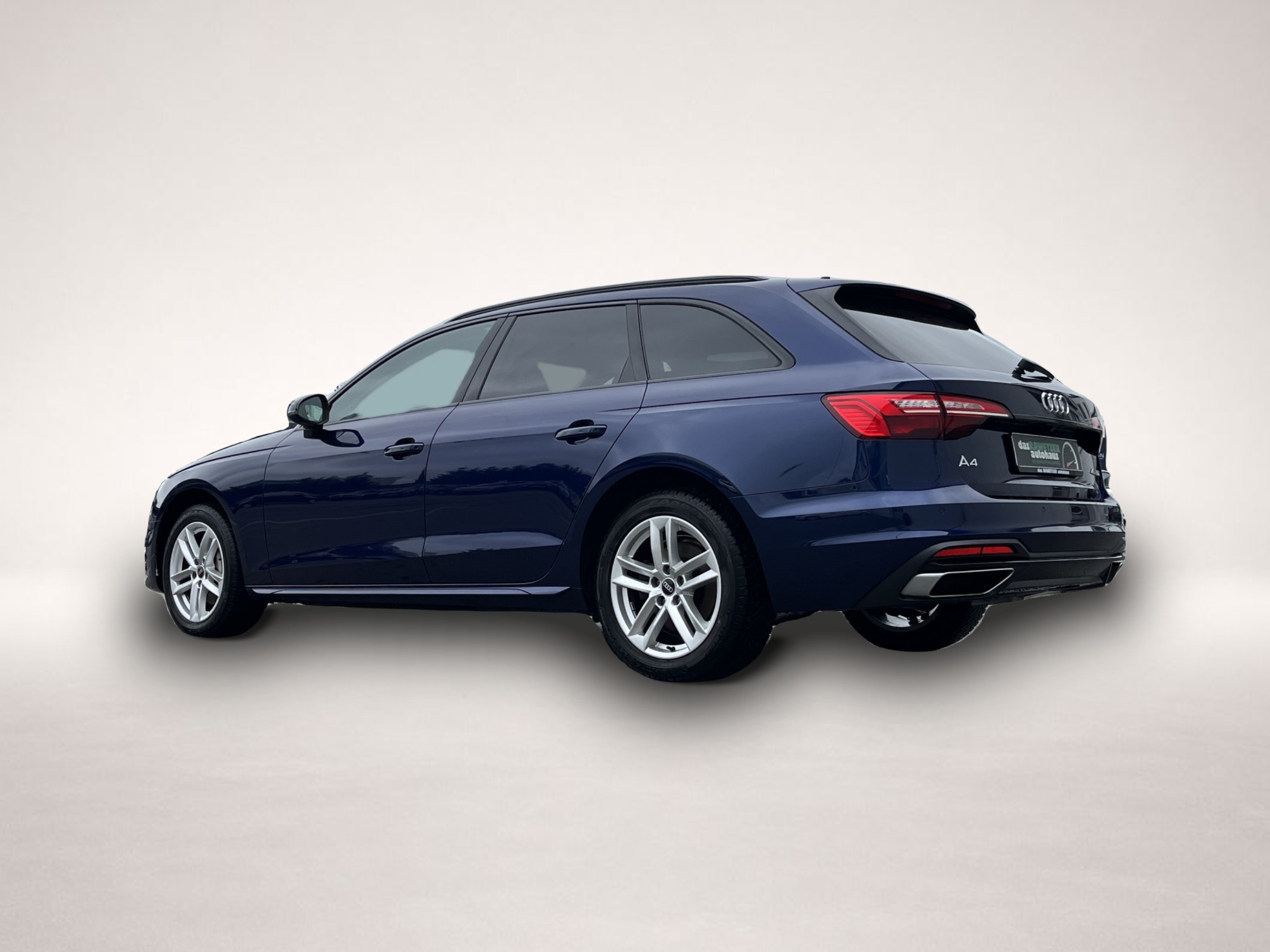 Bild 7 Audi A4 Avant 40 2.0 TDI S tronic advanced AHK VirtCo