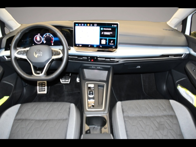 Fotografie des Volkswagen Golf 8 VIII 2.0 TDI DSG Goal LED+/ACC/TravelAssi