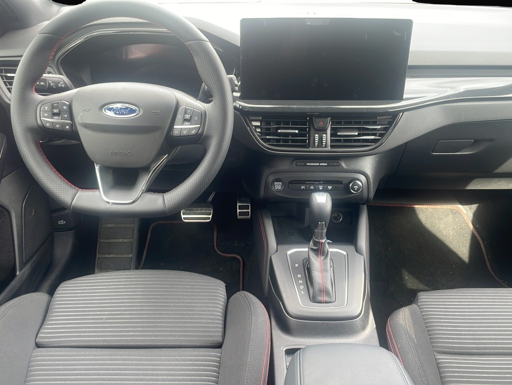 Fotografie 6 des Ford Focus 1.0 EB ST-Line X*Bang&Olufsen*ACC