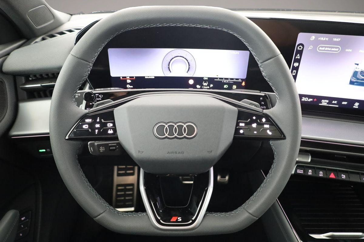 Bild 6 Audi quattro Q3 Sportback TFSI quattro S-LINE, Pano, AHK, Nav