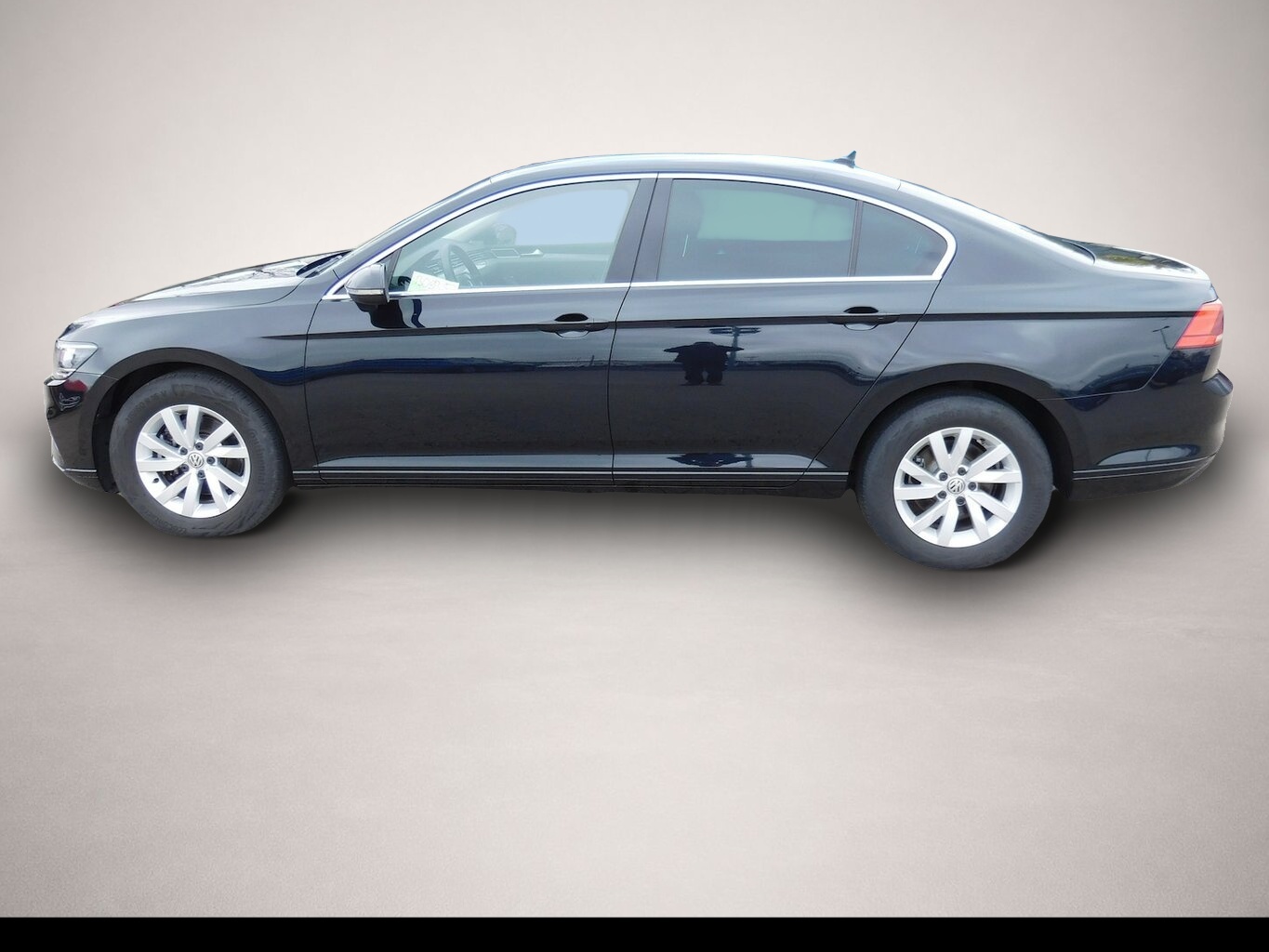 Fotografie Volkswagen Passat 2.0 Bussiness BMT TDI Standhei.Navi Klima