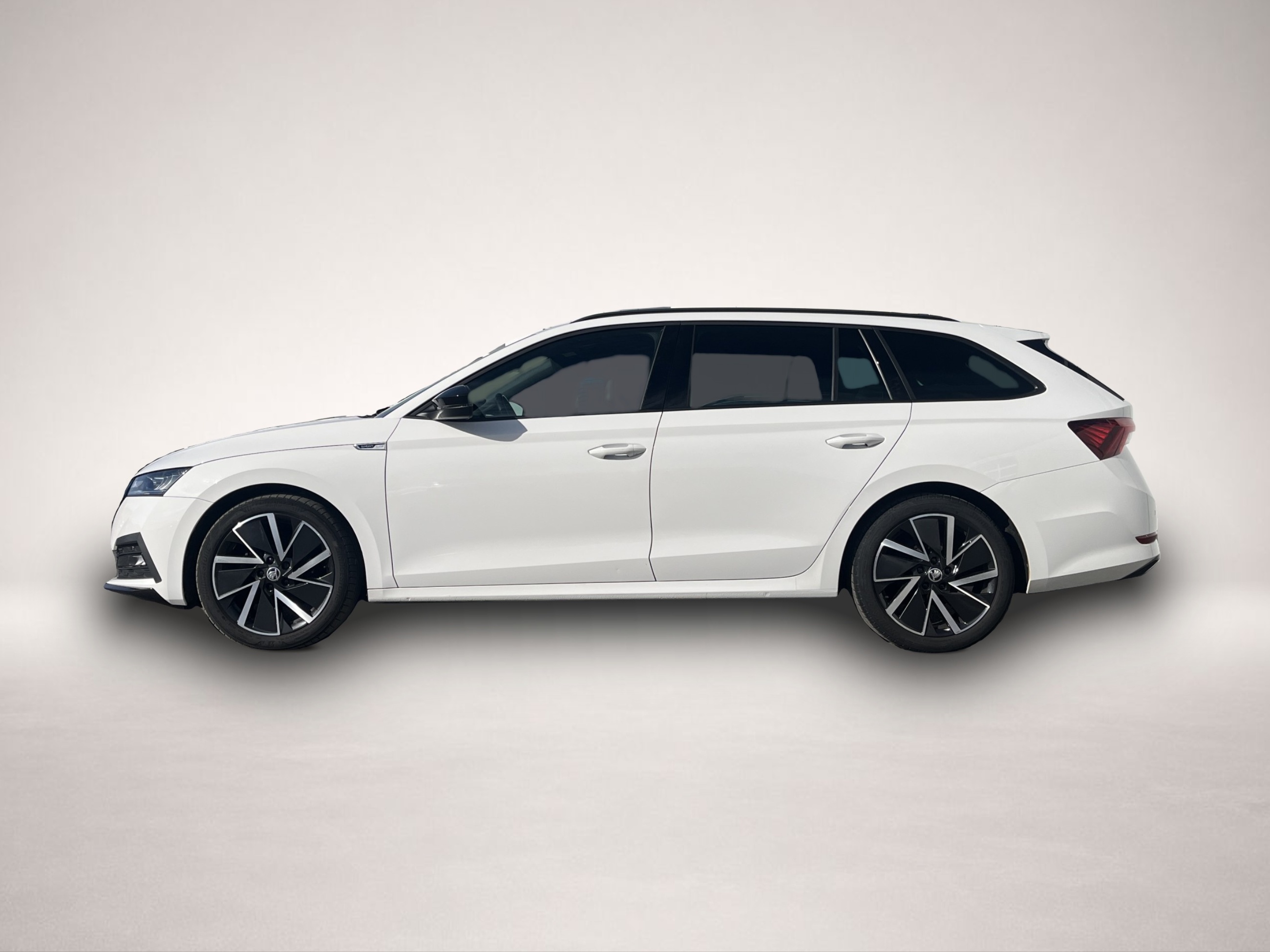Bild 1 Skoda Octavia Combi 2.0 TDI DSG Sportline 163¤ m.20% A