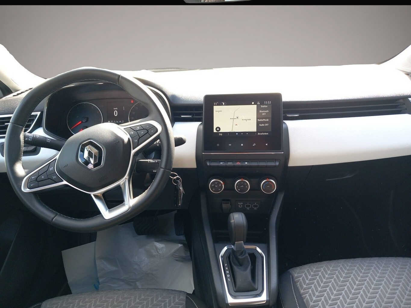 Bild 6 Renault Clio V 1.0 TCe 90 CVT Evolution LED Nav Temp PDC