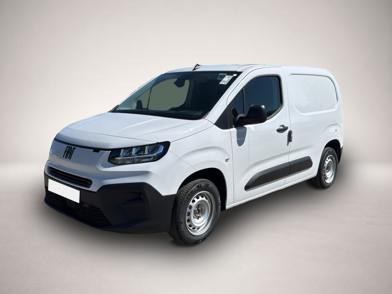 Vehicle image 0