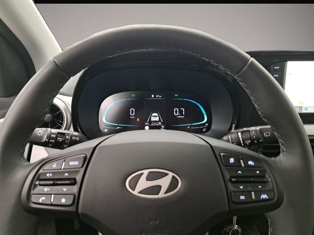 Bild 6 Hyundai i10 1.2 Prime Shz. Tempom. Klimaaut. Navi PDC
