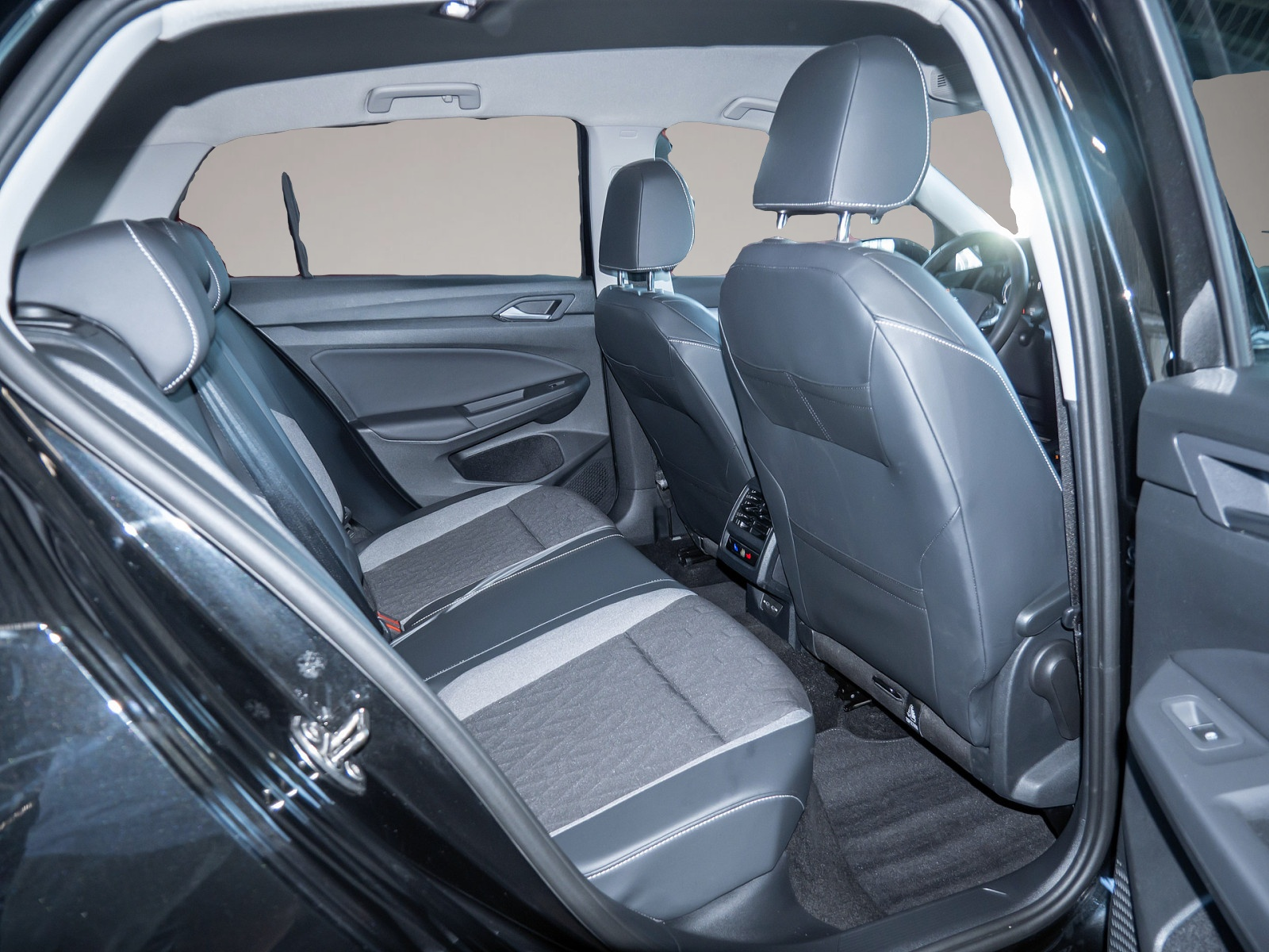 Bild 4 Volkswagen Golf VIII