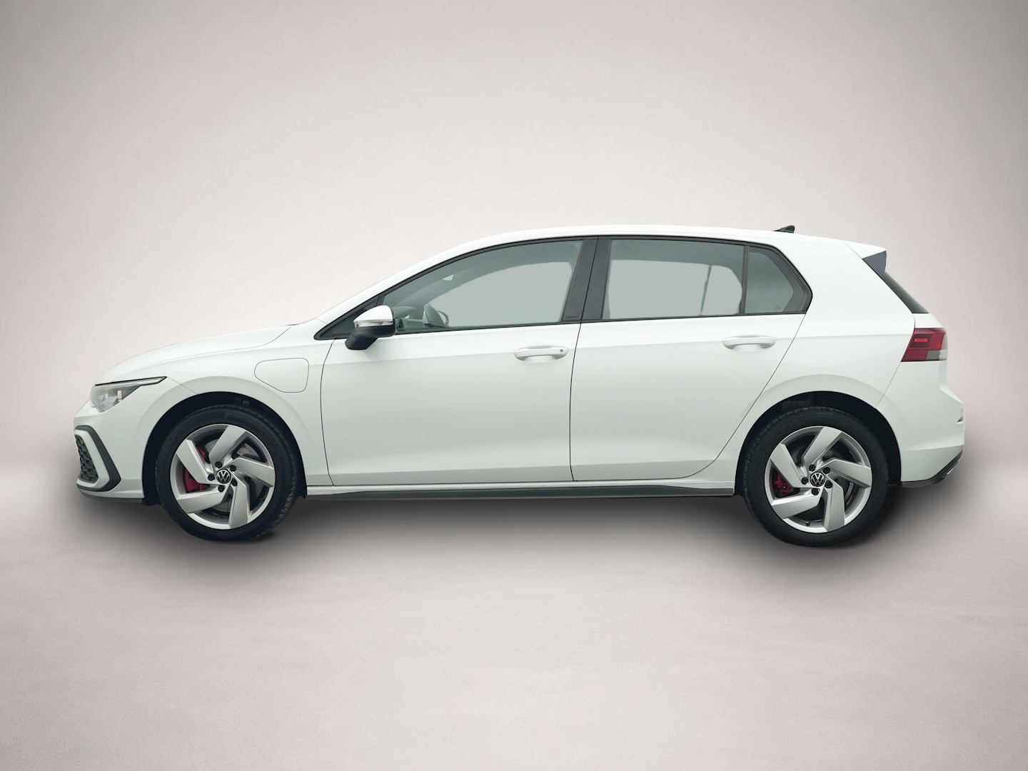 Fotografie 2 des Volkswagen Golf 8 1.4 TSI DSG eHybrid GTE NAVI SPORT-SITZ