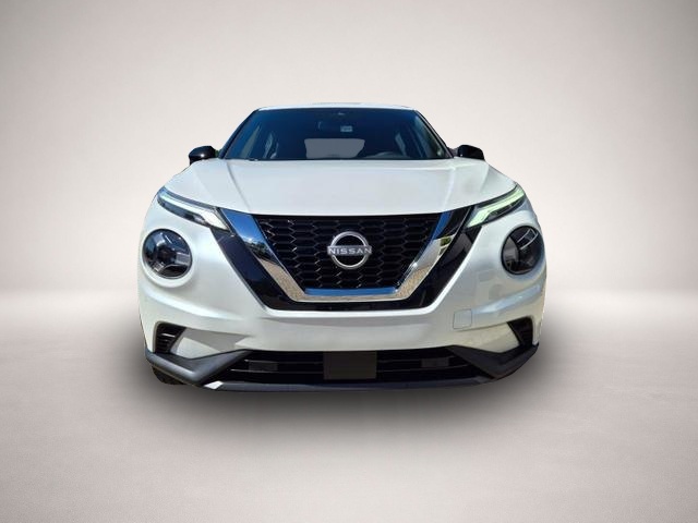 Fotografie 7 des Nissan Juke 1.0 DIG-T 114PS N-Connecta Teil-Leder Kli.