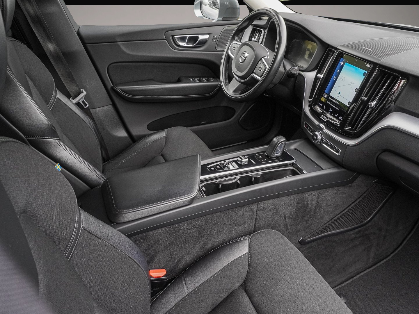 Fotografie 6 des Volvo XC60 B4 AWD Momentum Pro LED Kamera