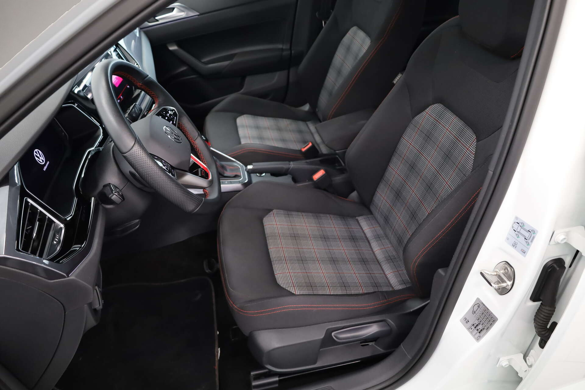 Bild 5 Volkswagen Polo 2.0 TSI GTI