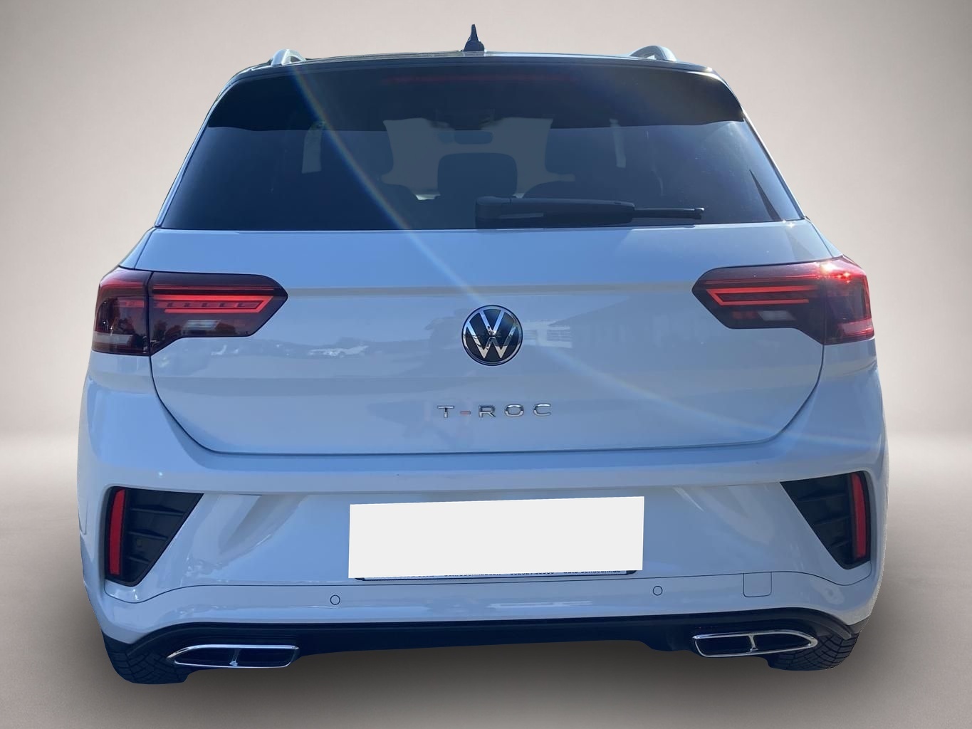 Bild 4 Volkswagen T-Roc 1.5 TSI DSG R-LINE AHK+APP-CONNECT+VIRTUAL