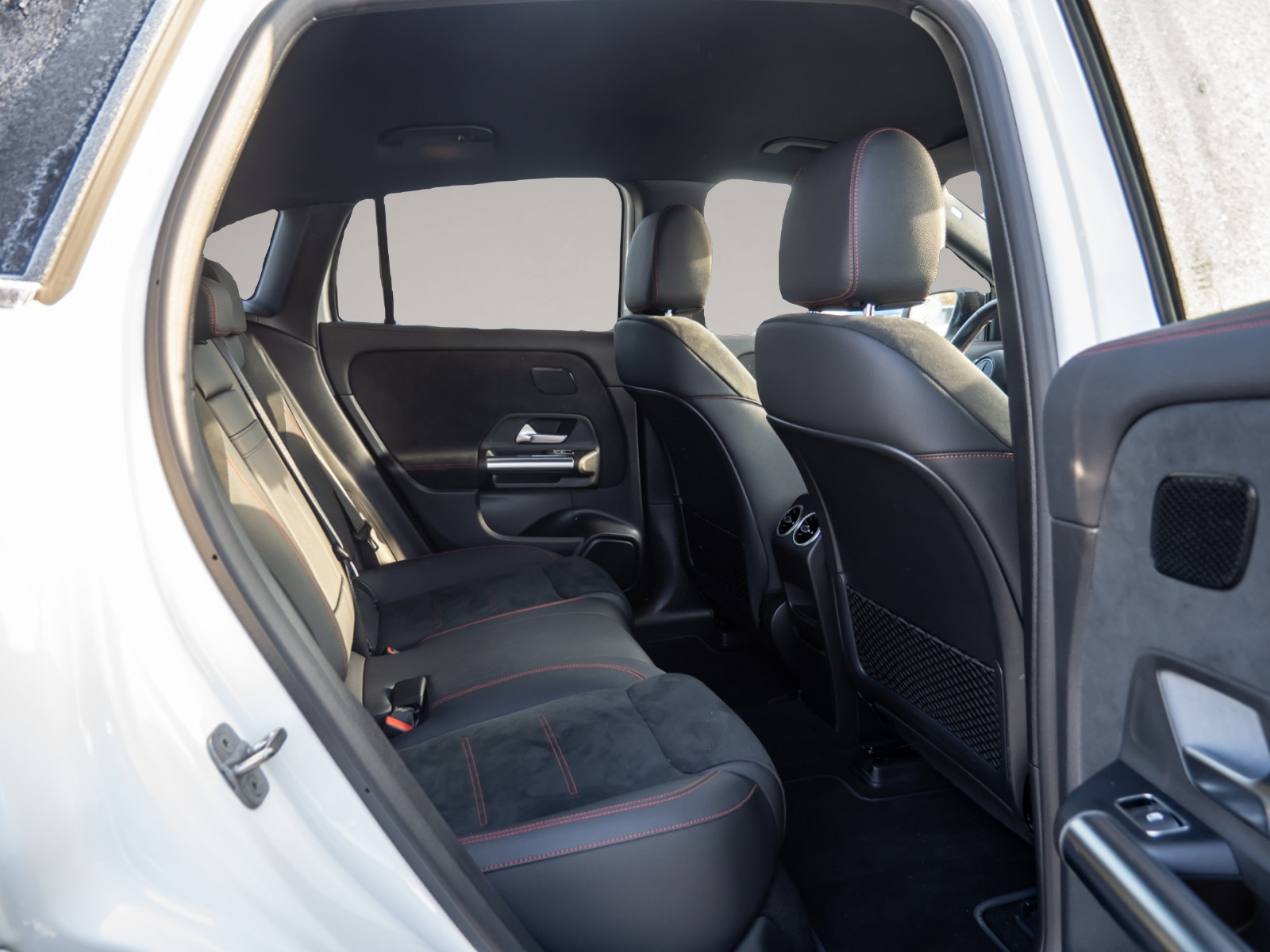 Bild 4 Mercedes-Benz EQA 350