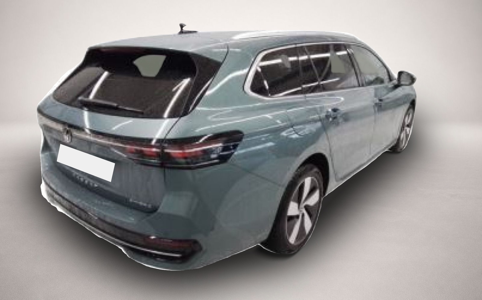 Bild 2 Volkswagen Passat Variant 1.5 TSI eHybrid DSG Elegance IQ.L