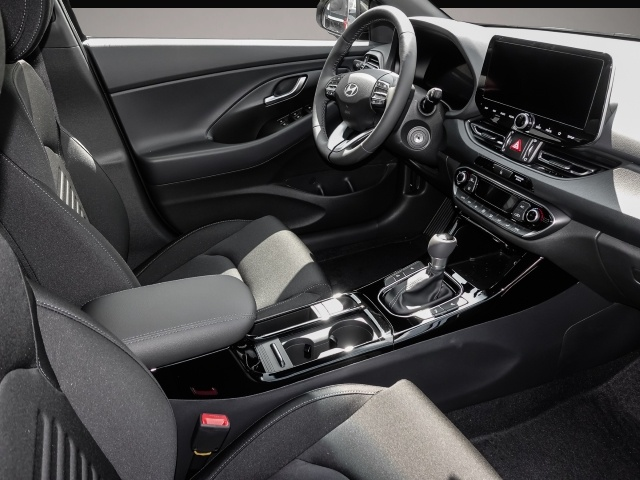 Fotografie 3 des Hyundai i30 Advantage DCT Navi LED Apple CarPlay Android