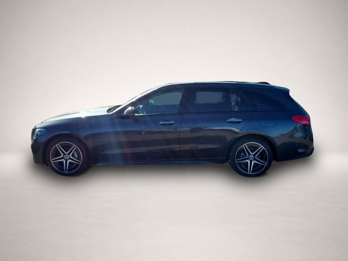 Fotografie 4 des Mercedes-Benz C 300 T e AMG-Line...