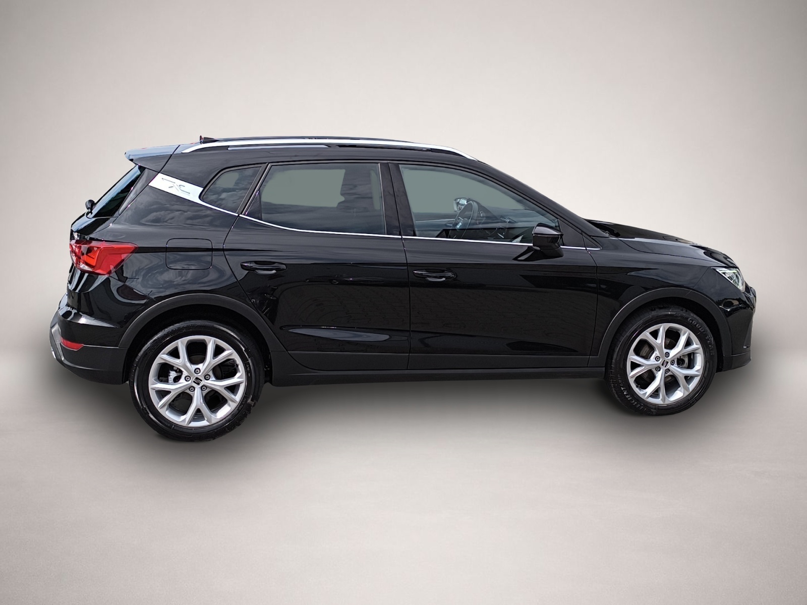 Bild 8 Seat Arona 1.0 TSI DSG FR LED PDC KLIMAAUT