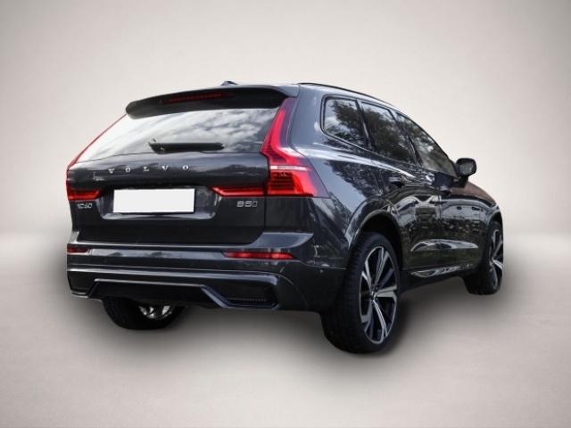 Bild 2 Volvo XC60 Ultimate Dark AWD B5 Benzin EU6d Allrad HUD