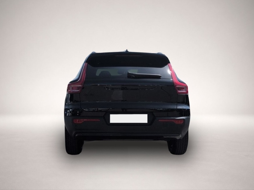 Fotografie des Volvo XC40 B3 B DKG Plus Black Edition Pano*Winterpake