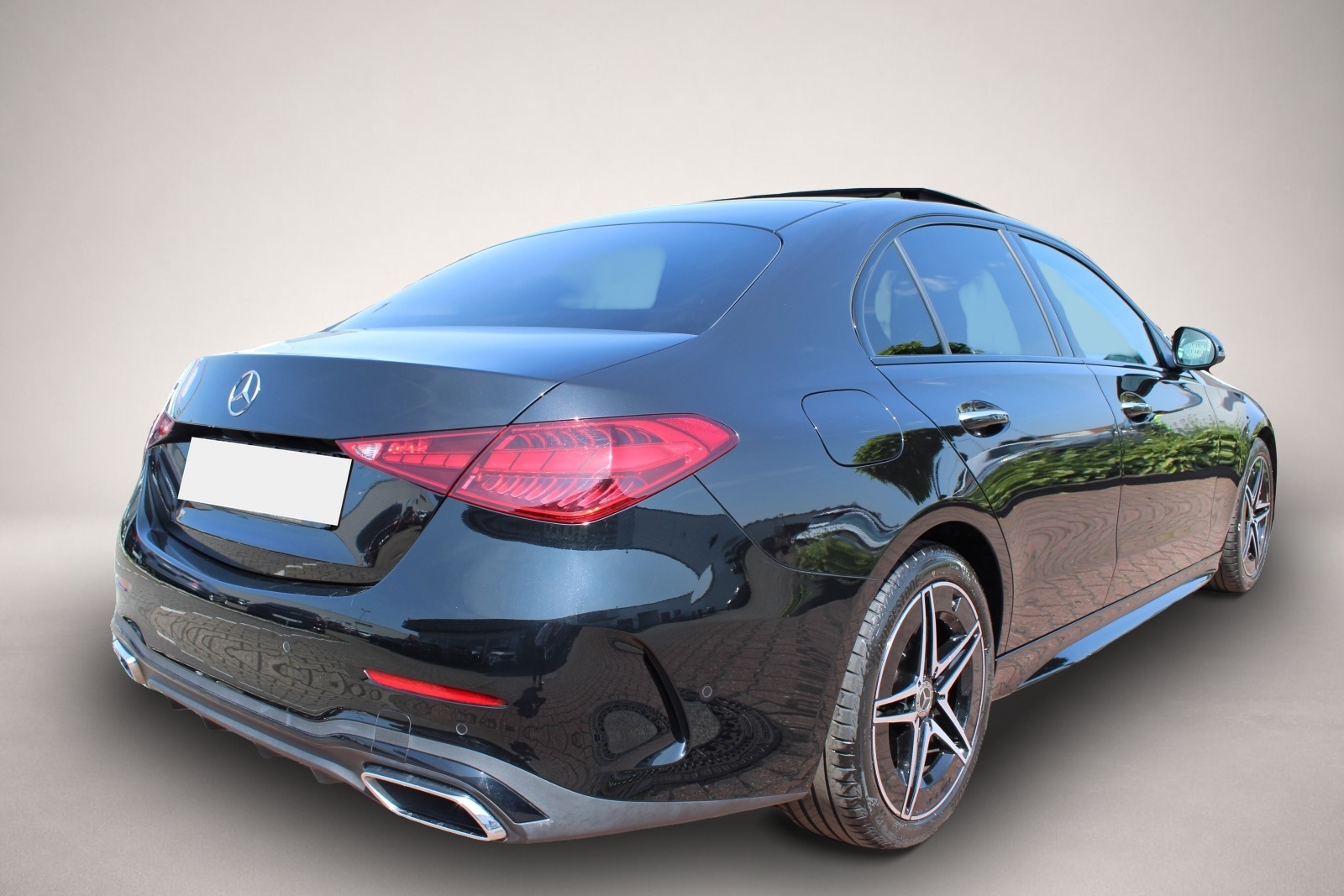 Fotografie 2 des Mercedes-Benz C 200 AMG Pano Digital Light Navi 360°ACC Night