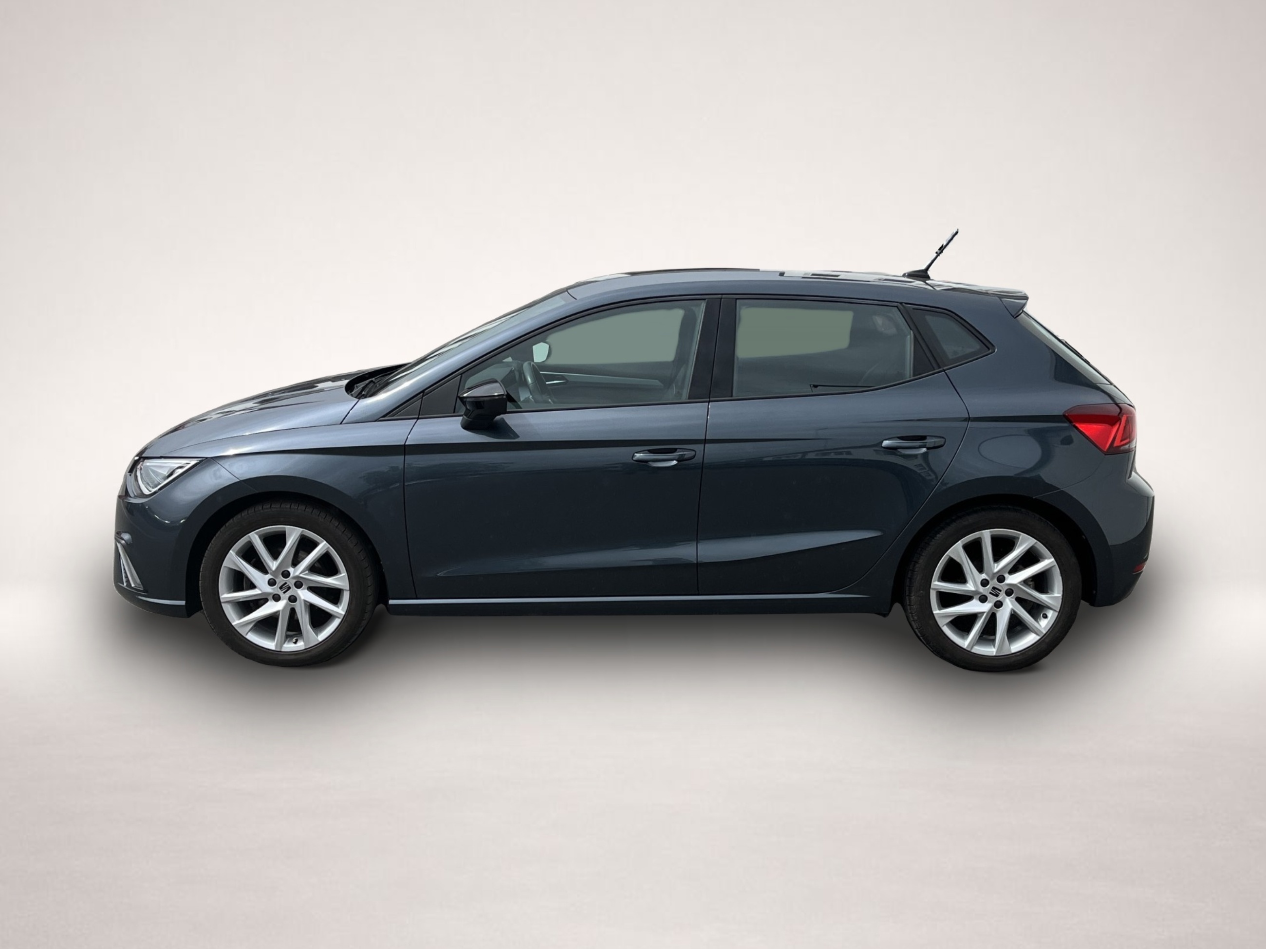 Fotografie 3 des Seat Ibiza 1.0 TSI FR Navi LED PDC DAB Dig Cockpit