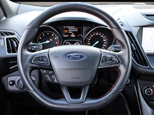 Fotografie 5 des Ford Kuga ST-Line 1.5 EcoBoost Navi Bi-Xenon ACC El.