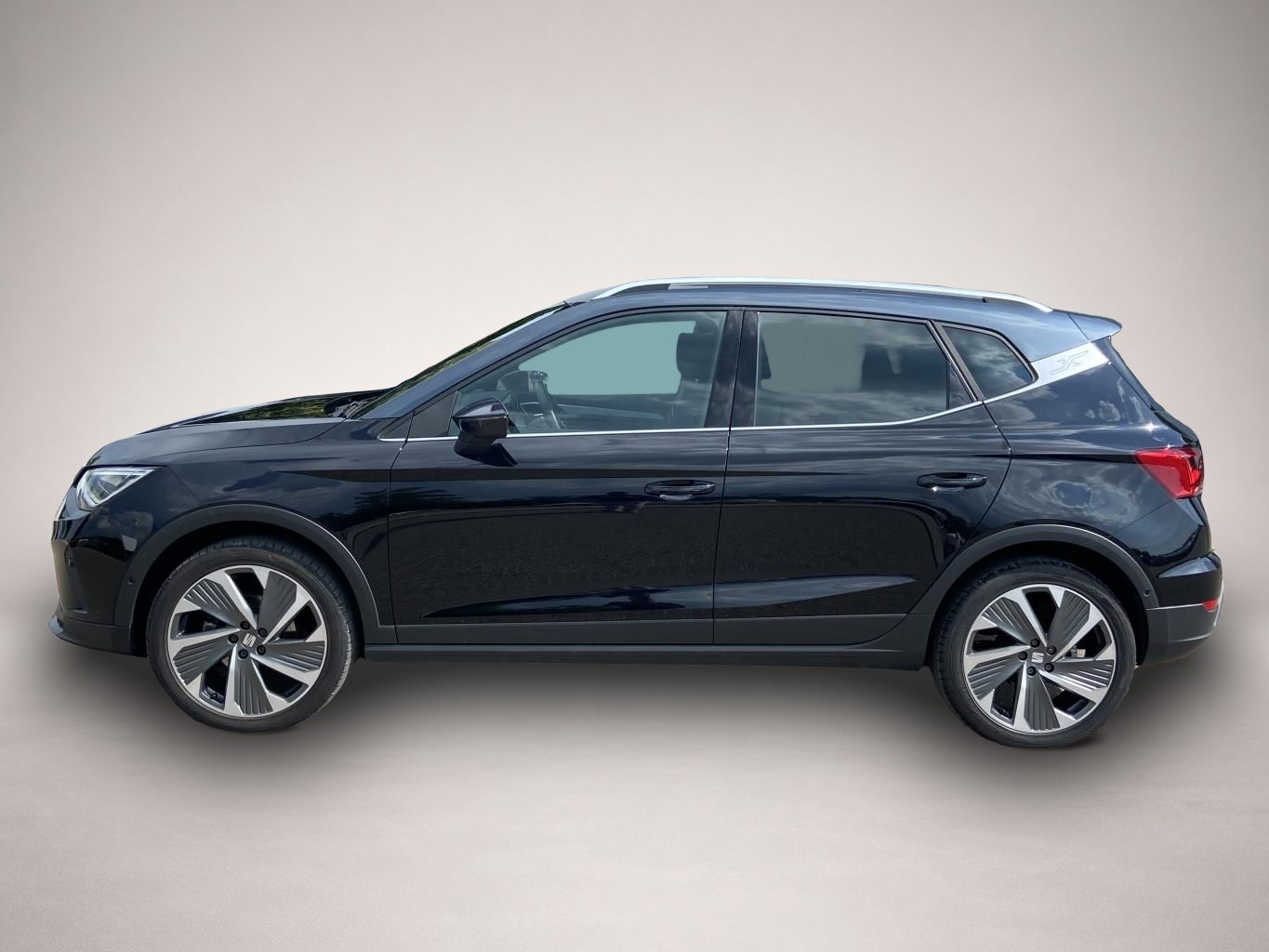 Bild 2 Seat Arona 1.5 TSI DSG FR AHK+VIRTUAL-COCKPIT+18"+NAV