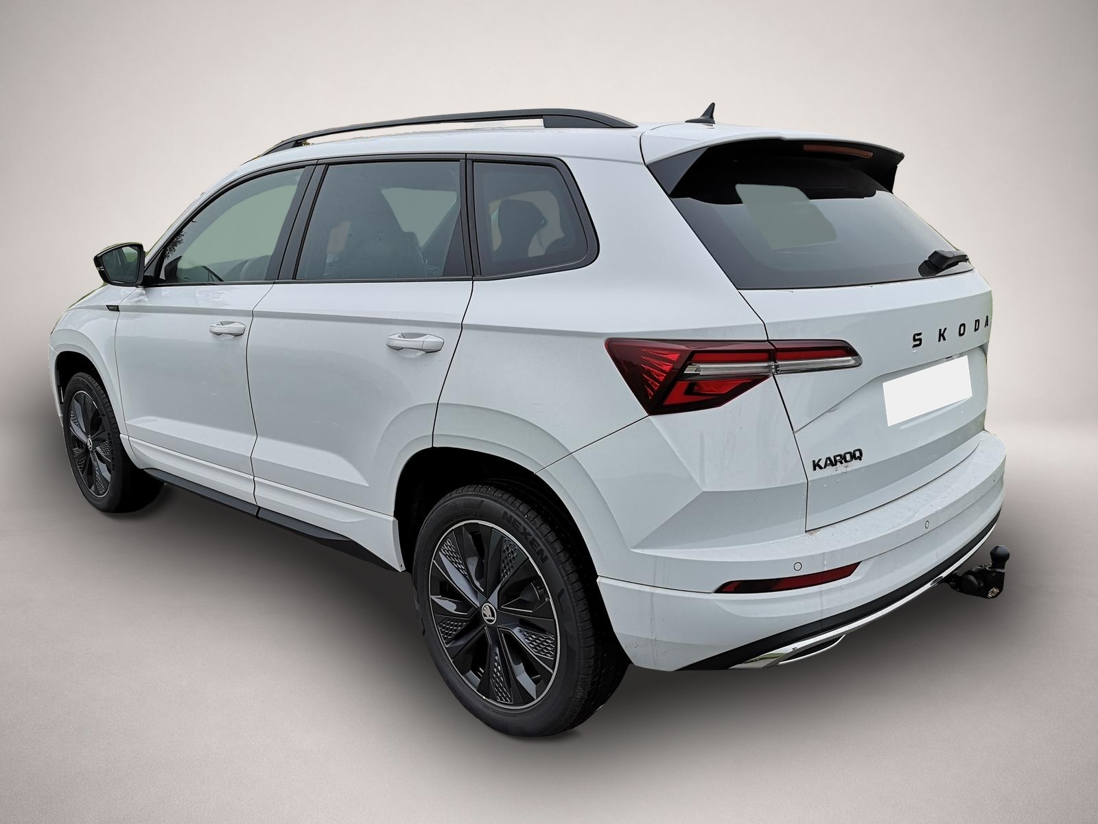 Bild 3 Skoda Karoq 1.5TSI DSG Sportline AHK Matrix ACC Navi S