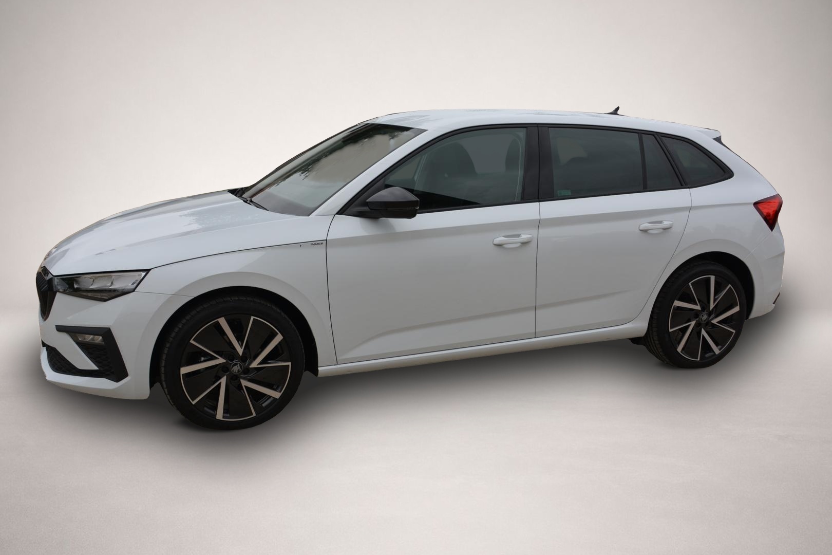 Fotografie des Skoda Scala Dynamic 1,5 TSI ACT DSG
