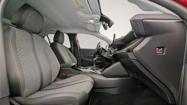 Bild 4 Peugeot 208 PureTech 100 S&S BVM6 Allure 74 kW (101 PS).