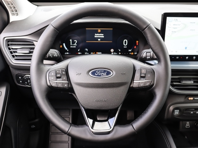 Bild 5 Ford Focus Turnier Active X 155PS Automatik Panorama