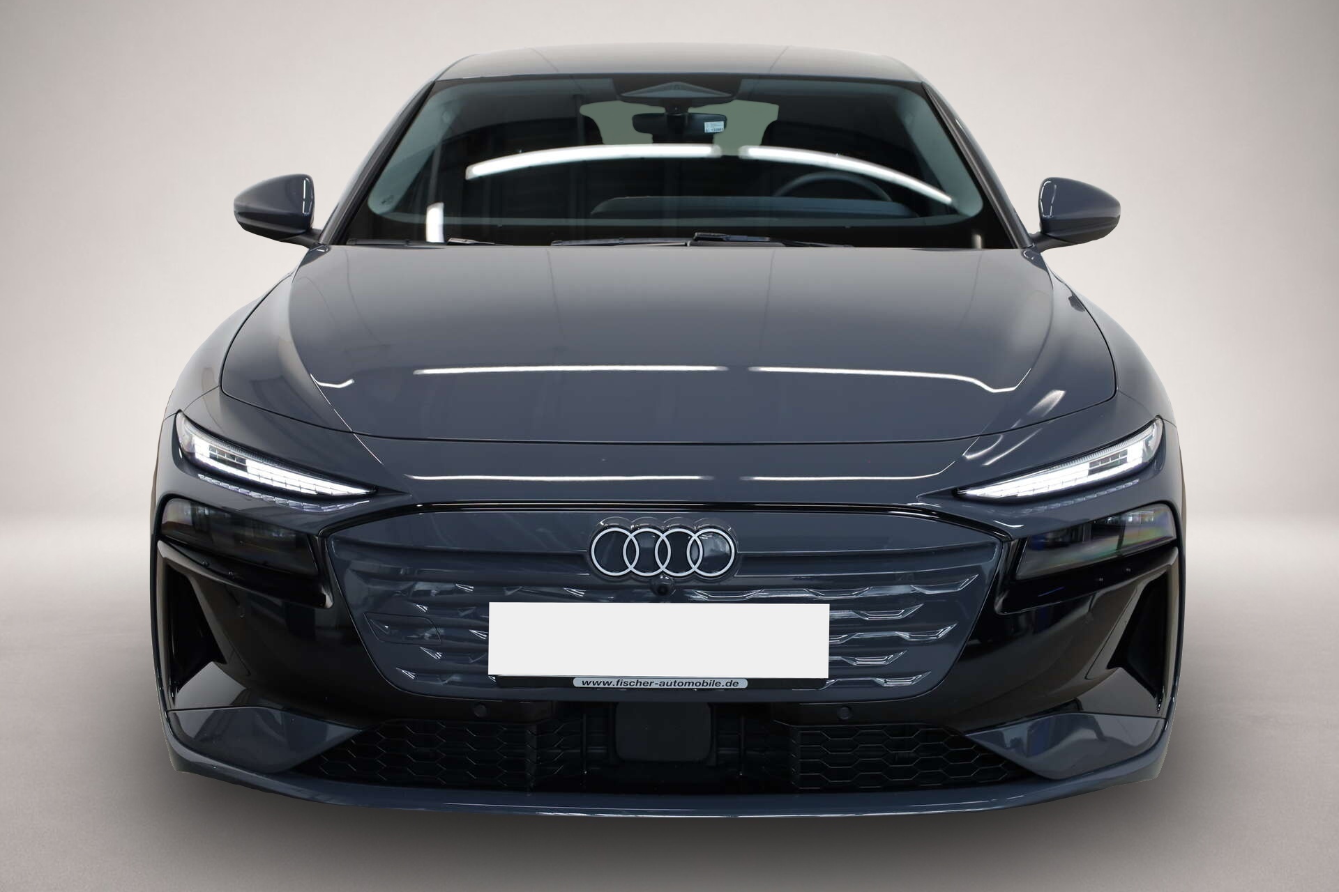 Fotografie 2 des Audi e-tron A6 Avant e-tron