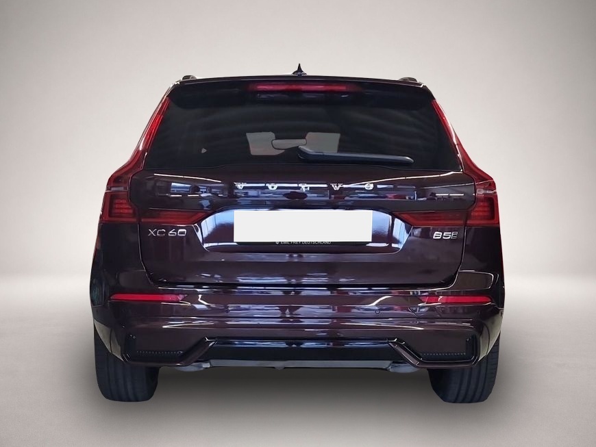 Fotografie 5 des Volvo XC60 B5 B AWD Ultra Dark Luft-FW*Sound by B&W