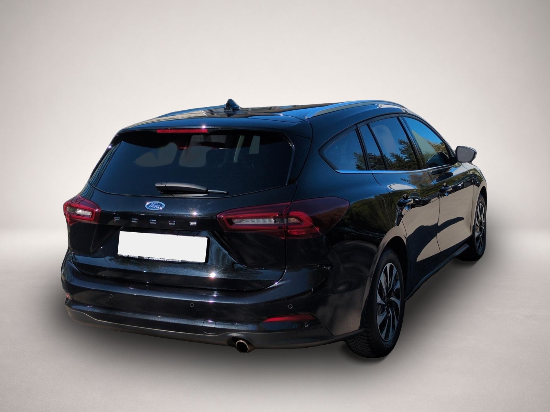 Bild 3 Ford Focus Turnier 1.0 EcoBoost Titanium Bluetooth Na