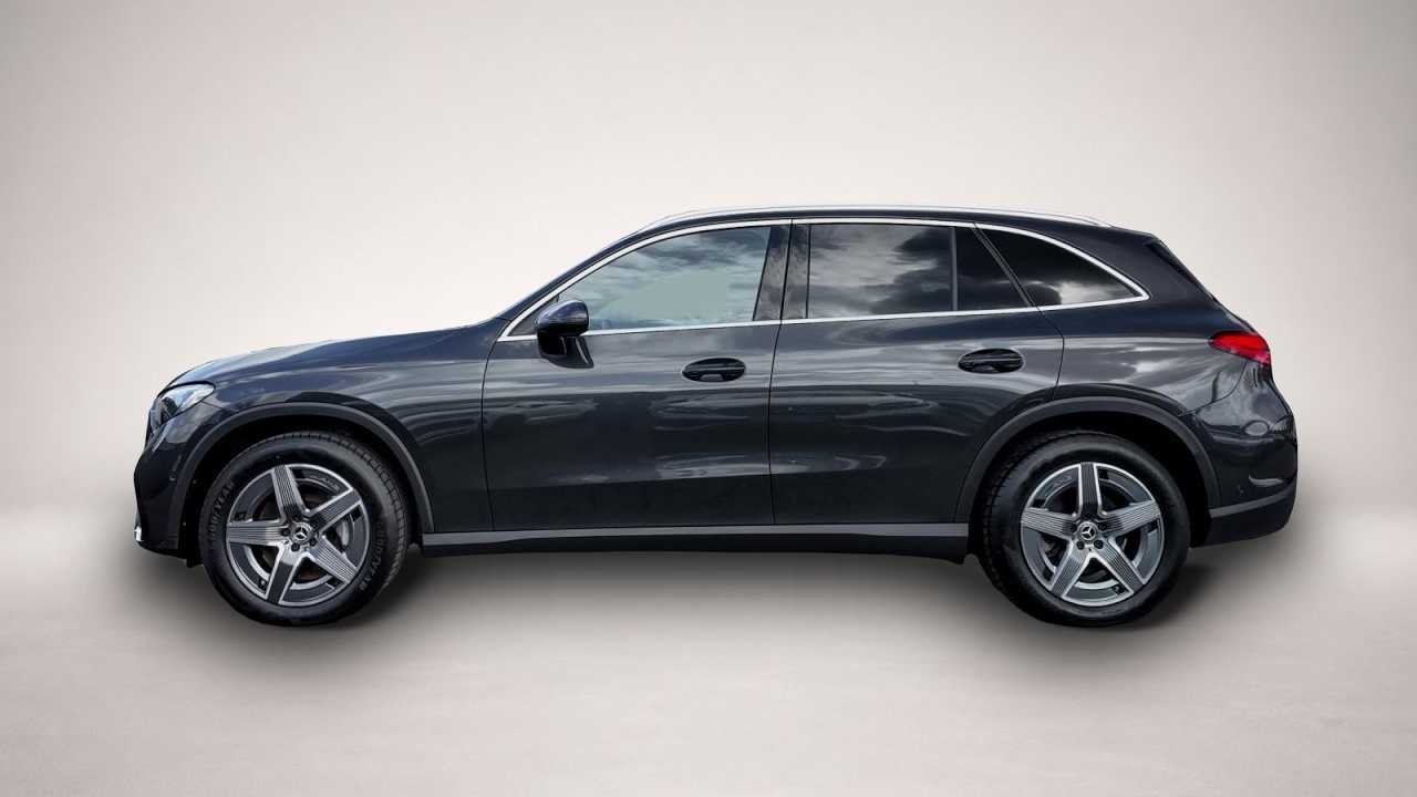 Bild 3 Mercedes-Benz GLC 300 d Edition AMG Line 4Matic/Pano/AHK